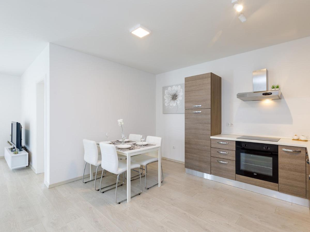 Apartment Aria Porec Esterno foto