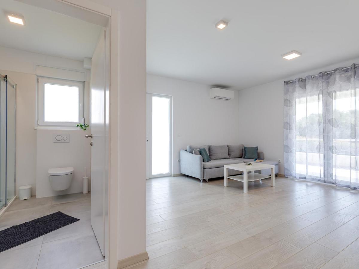 Apartment Aria Porec Esterno foto